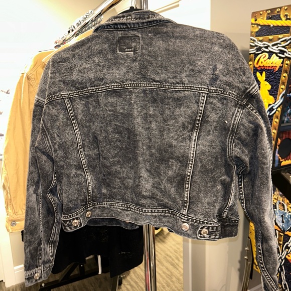 American eagle distressed black jean jacket - Picture 5 of 5